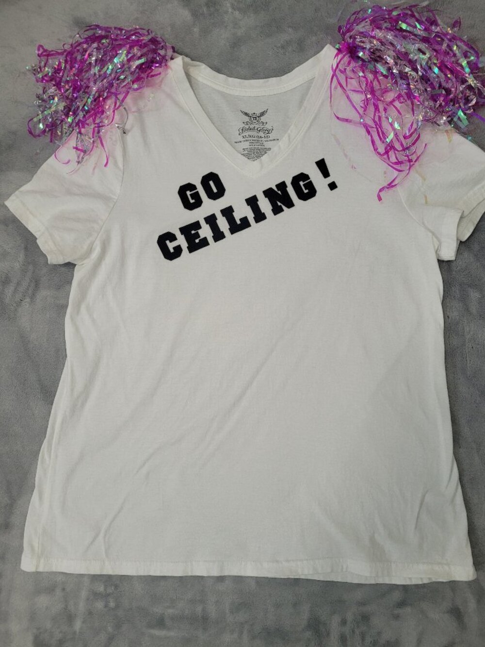 Women's T-Shirt Size XL Easy Halloween Costume "Ceiling Fan" With Pom Poms